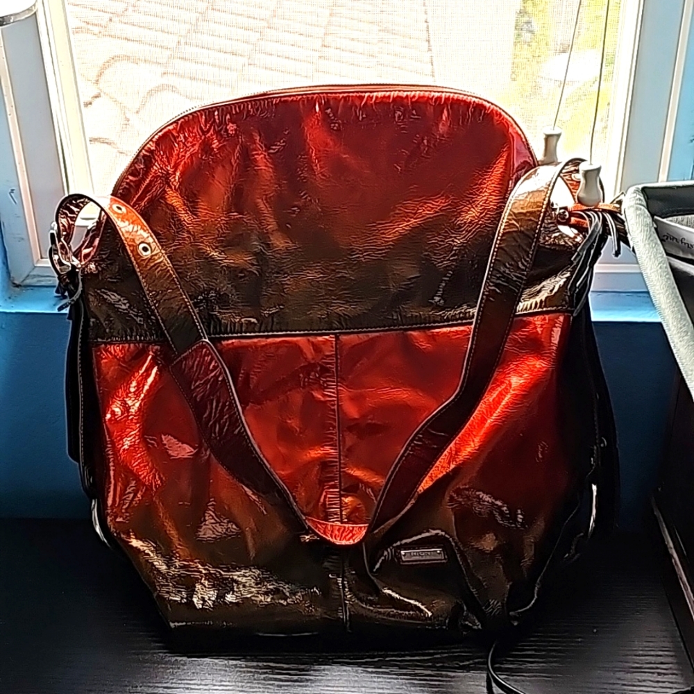 Rioni Patent leather Ombre purse